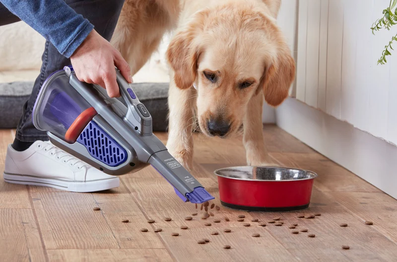 BLACK & DECKER 18V Dustbuster Handheld Vacuum with Powered Pet Brush