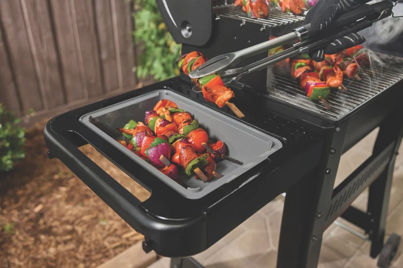 Weber Basin with Cutting Board Lid