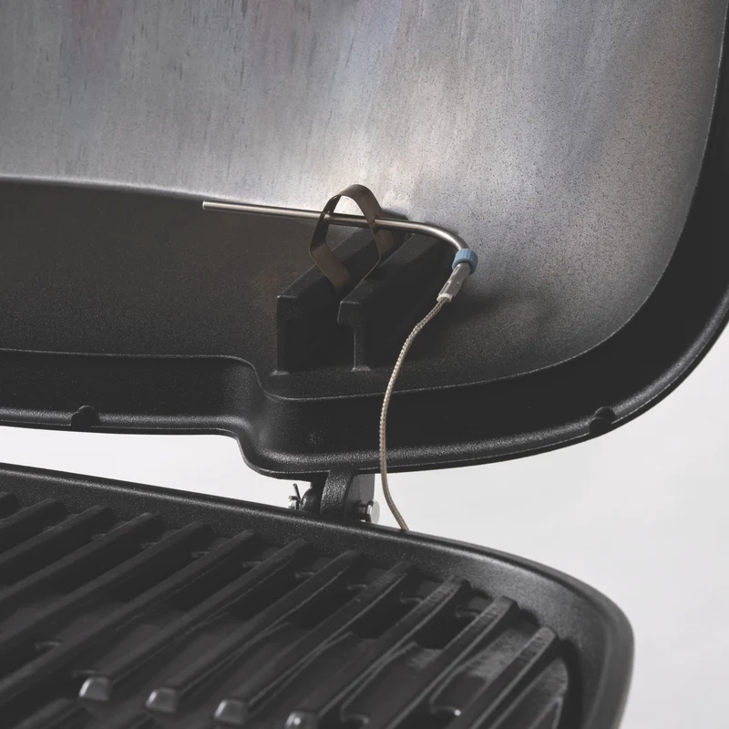 Weber Family Q 3100N+ LP Midnight Black