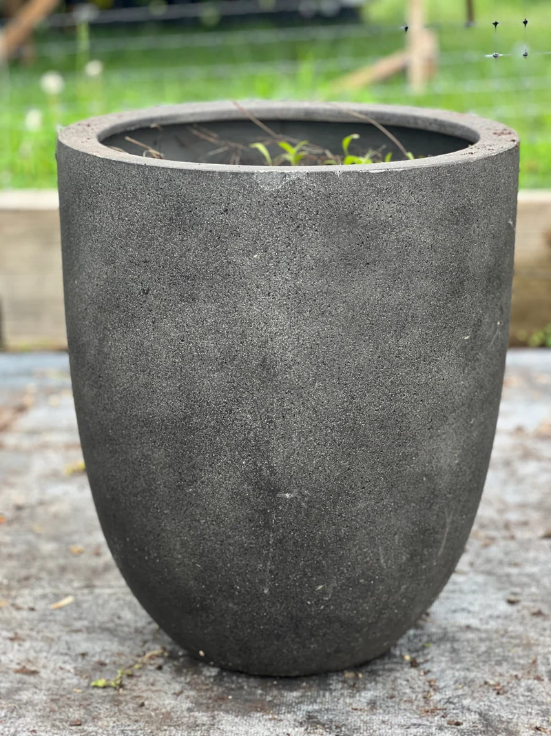 Bradford Planter Imperfectly Perfect (used)