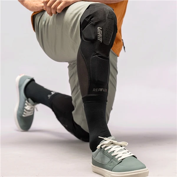 LEATT Reaflex Ultra-Lite EXT Knee Guard