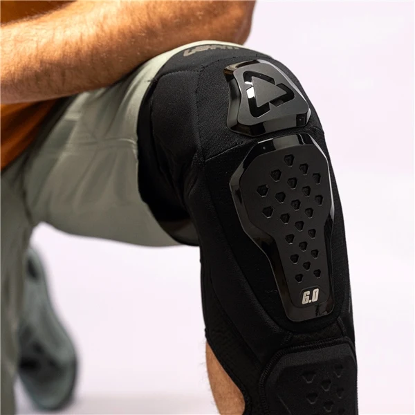 LEATT 6.0 Evo Ext Knee Guard