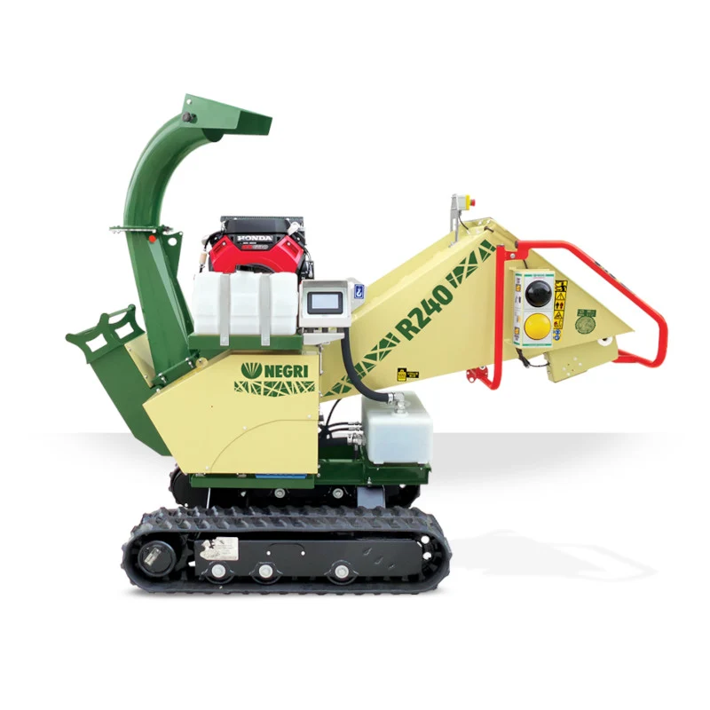 Broyeur de végétaux thermique sur chenilles NEGRI R240BHHP21CN