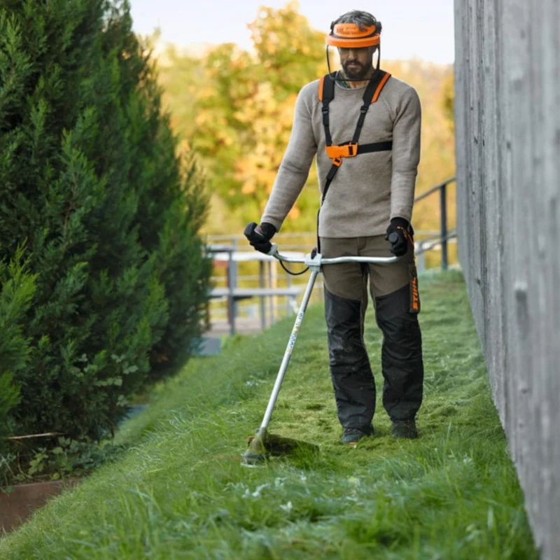 Débroussailleuse à batterie AP System STIHL FSA 120