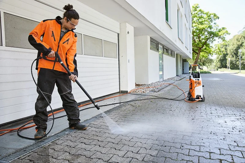 Nettoyeur STIHL RE 170 PLUS
