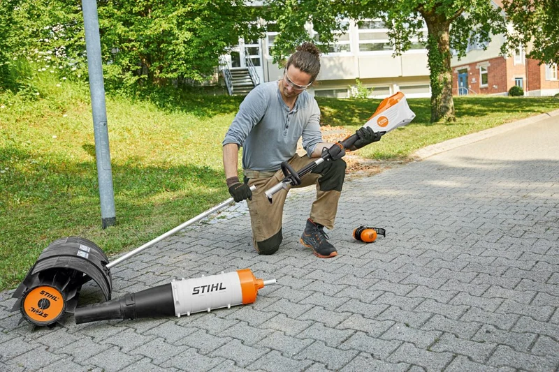 Combi Système à batterie STIHL KMA 135 R