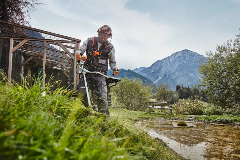 Débroussailleuse STIHL FS 131