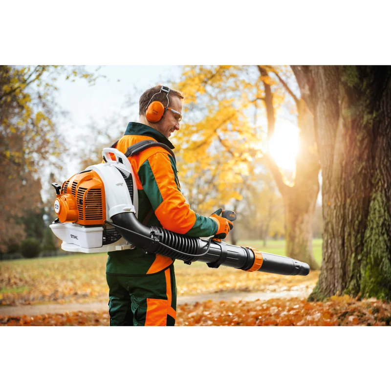 Souffleur à dos thermique Démarrage électrique STIHL BR 450 C-EF