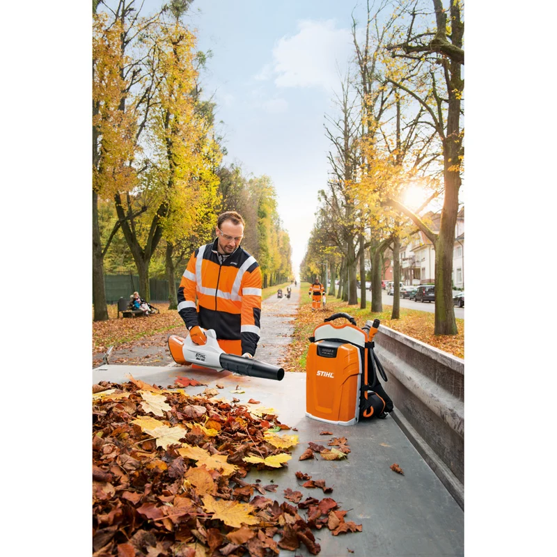 Souffleur à batterie AP System STIHL BGA 100