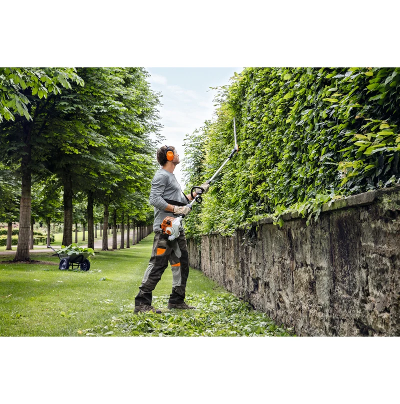 Taille-haie sur perche thermique Version courte STIHL HL 94 KC-E