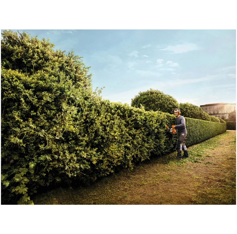 Taille-haie thermique Version Rabattage STIHL HS 82 R