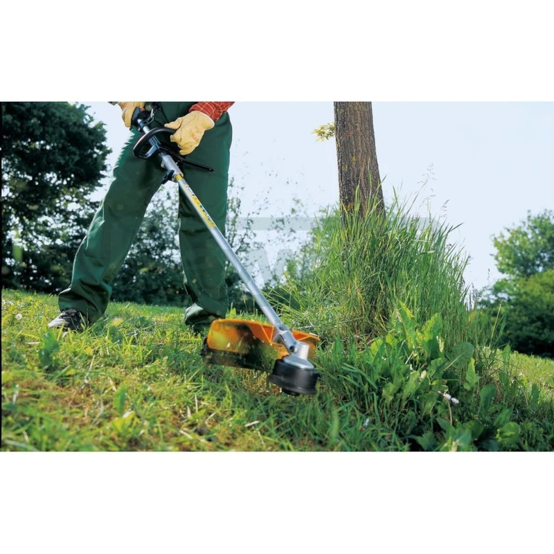 Débroussailleuse thermique STIHL FS 55