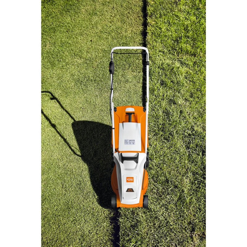 Tondeuse à batterie poussée AK System STIHL RMA 235 Pack