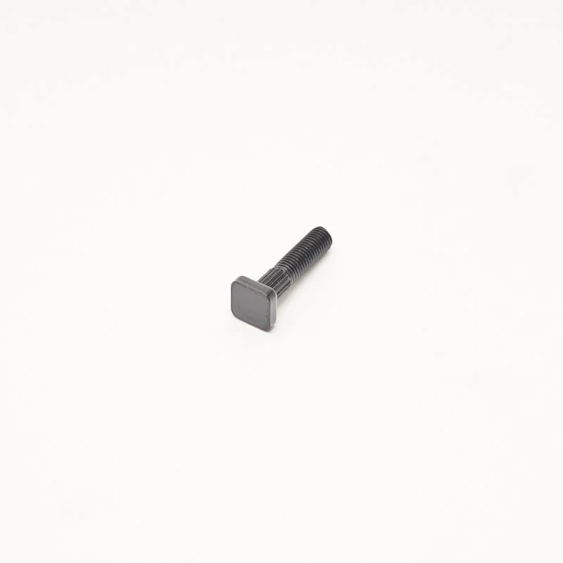Chain Bar Stud
