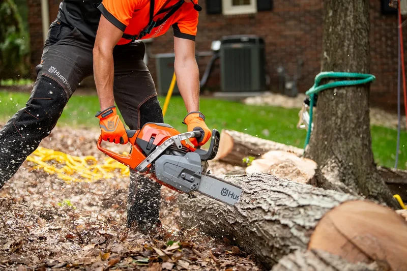 Husqvarna 564 XP® Fuel Injected Chainsaw