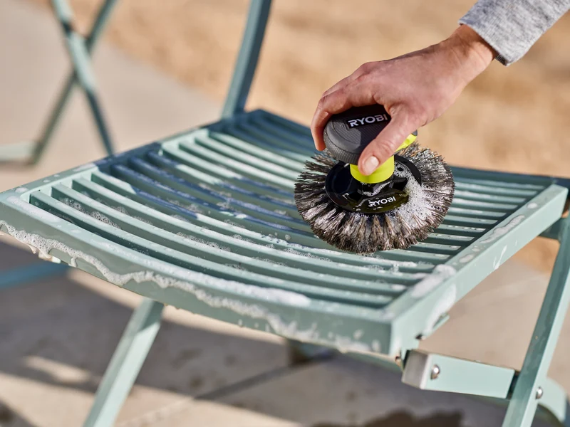 RYOBI Palm Scrubber