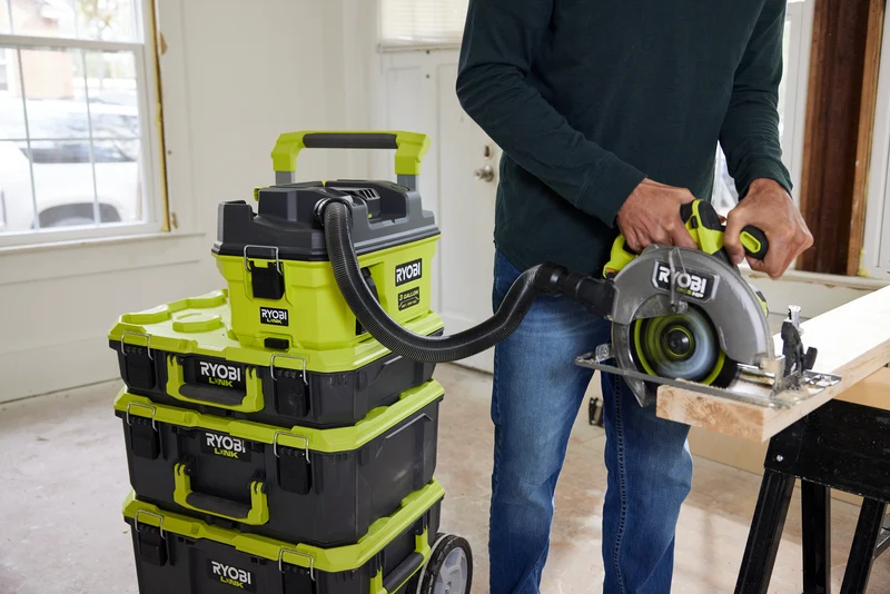 18V ONE+ LINK 3 Gallon Wet/Dry Vacuum Kit