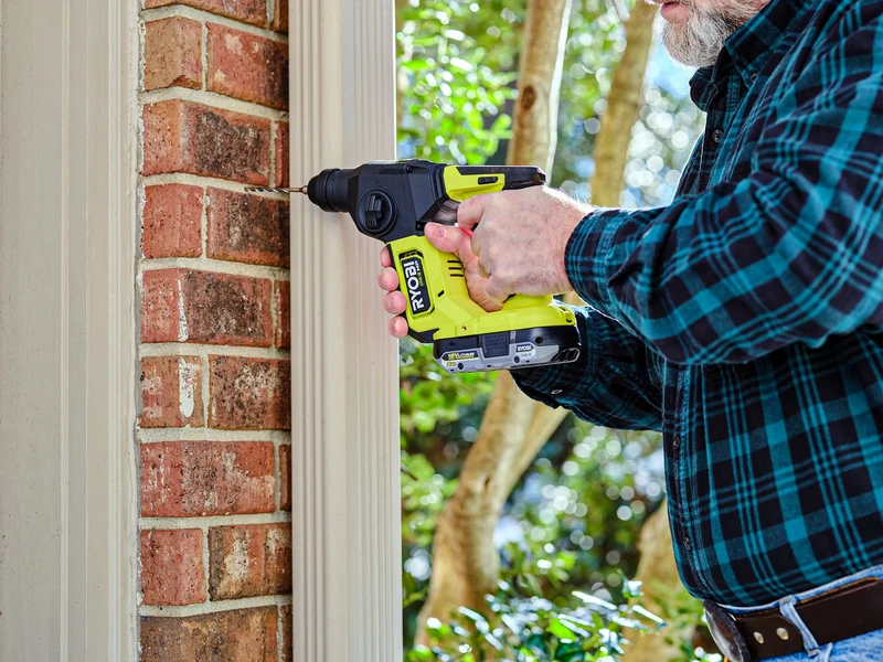 18V ONE+ HP Compact Brushless 5/8" SDS-Plus Rotary Hammer Kit