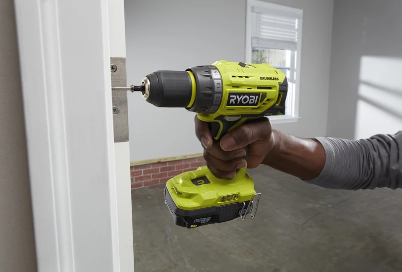18V ONE+ Brushless drill/driver kit