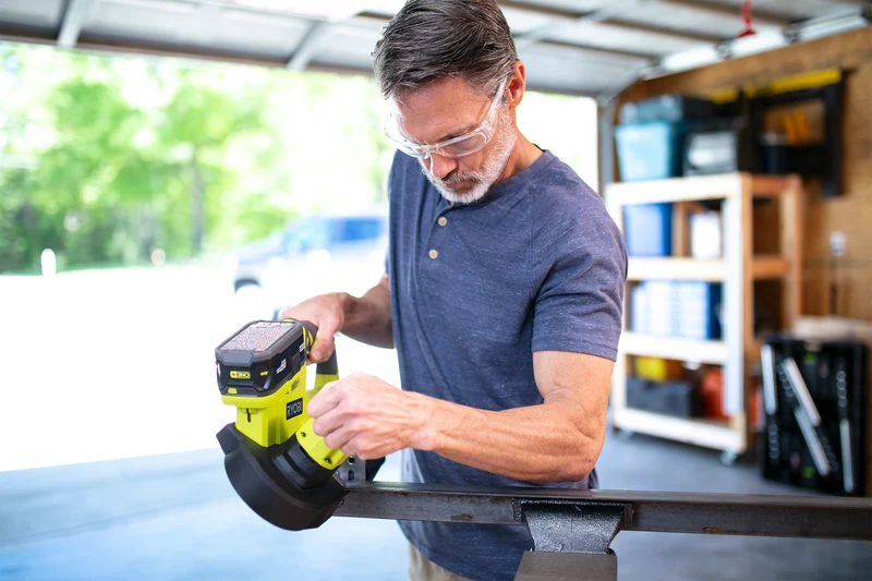 18V ONE+ 2-1/2" Compact BAND SAW
