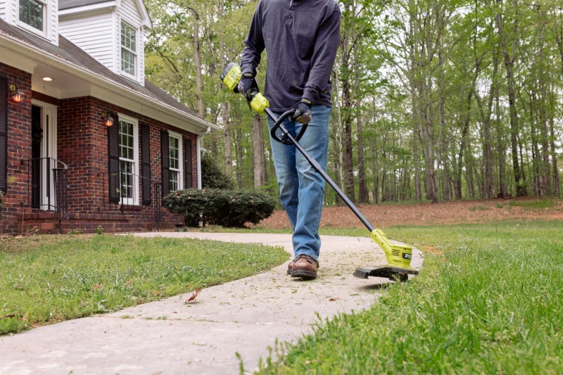 18V ONE+ HP Brushless String Trimmer/Edger Kit