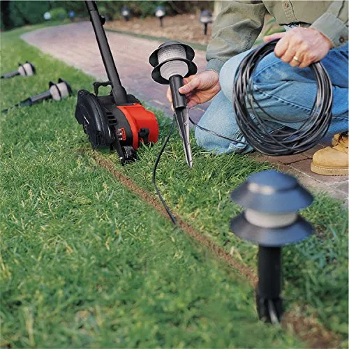 BLACK+DECKER 2-in-1 String Trimmer / Edger and Trencher, 12 -Amp (LE760FF)