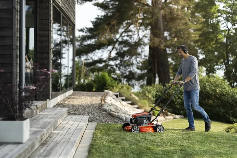 Tondeuse gazon HUSQVARNA LB 244E mulching