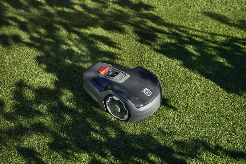 Robot de tonte HUSQVARNA Automower® Aspire™ R4