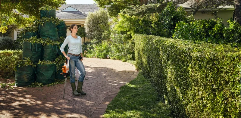 PACK - Taille-haie STIHL HSA 50 - Avec batterie et chargeur