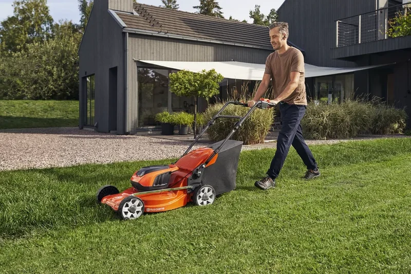 Tondeuse à batterie - LC 142iS PACK avec batteries et chargeur
