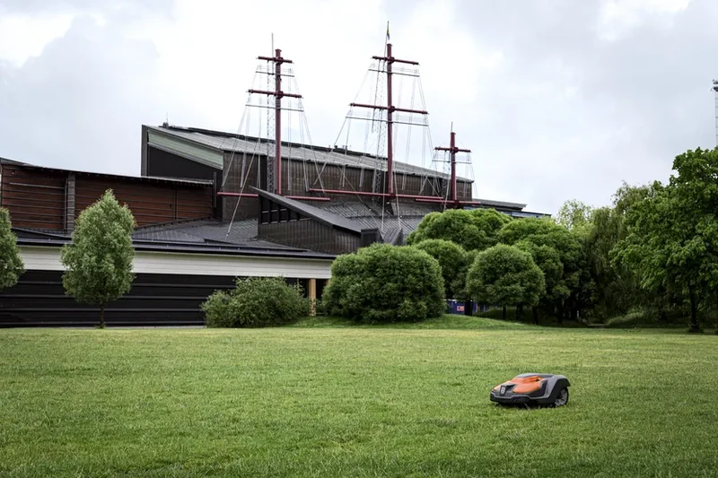 Robot de tonte HUSQVARNA 550 Epos Automower